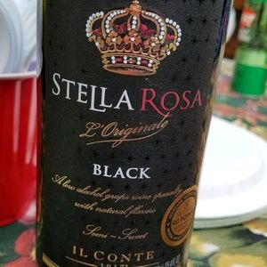 Meet your Posher, Renee